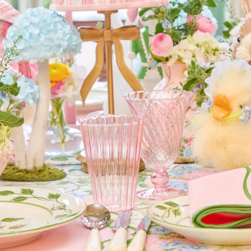 Mrs. Alice Joy of Spring Tablescape< Spring Decorations
