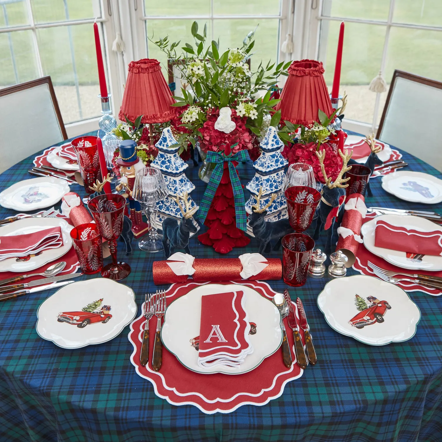 Mrs. Alice Katherine Berry Red Placemats & Napkins (Set of 4)< Table Linen Sets | Mrs. Alice Monogram