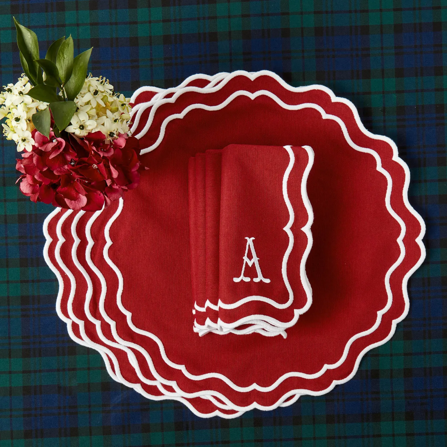 Mrs. Alice Katherine Berry Red Placemats & Napkins (Set of 4)< Table Linen Sets | Mrs. Alice Monogram