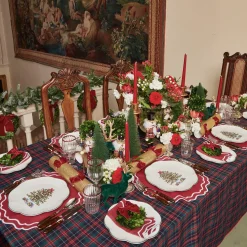 Mrs. Alice Katherine Berry Red Placemats & Napkins (Set of 4)< Table Linen Sets | Mrs. Alice Monogram