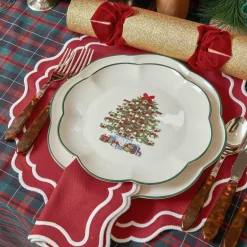 Mrs. Alice Katherine Berry Red Placemats & Napkins (Set of 4)< Table Linen Sets | Mrs. Alice Monogram