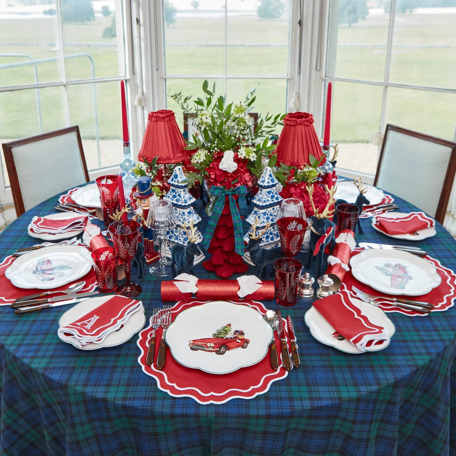 Mrs. Alice Katherine Berry Red Placemats & Napkins (Set of 4)< Table Linen Sets | Mrs. Alice Monogram