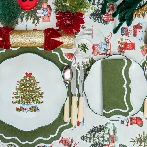 Mrs. Alice Katherine Green Napkins (Set of 4)< Napkins | Mrs. Alice Monogram