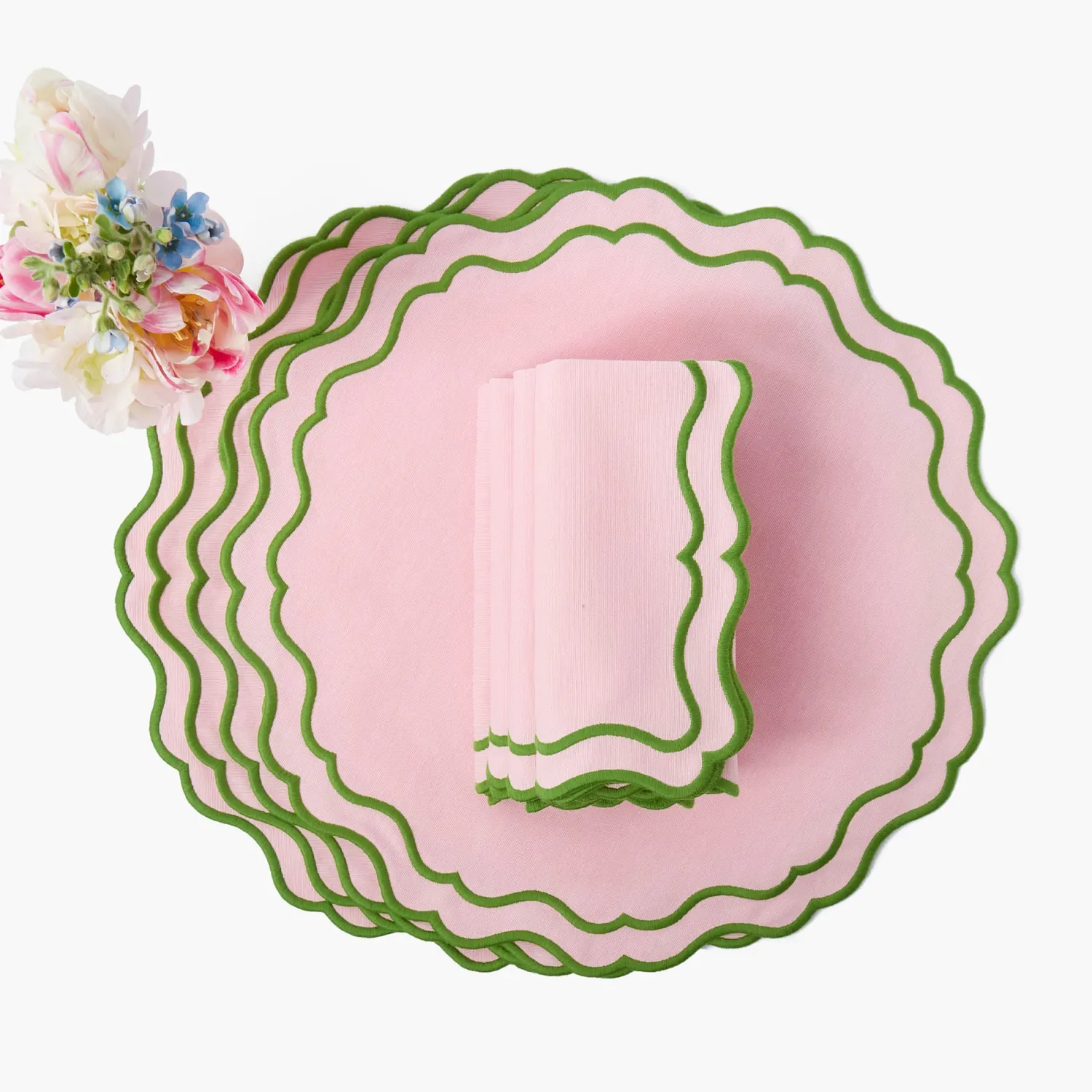 Mrs. Alice Katherine Pink & Green Placemats & Napkins (Set of 4)< Table Linen Sets | Mrs. Alice Monogram