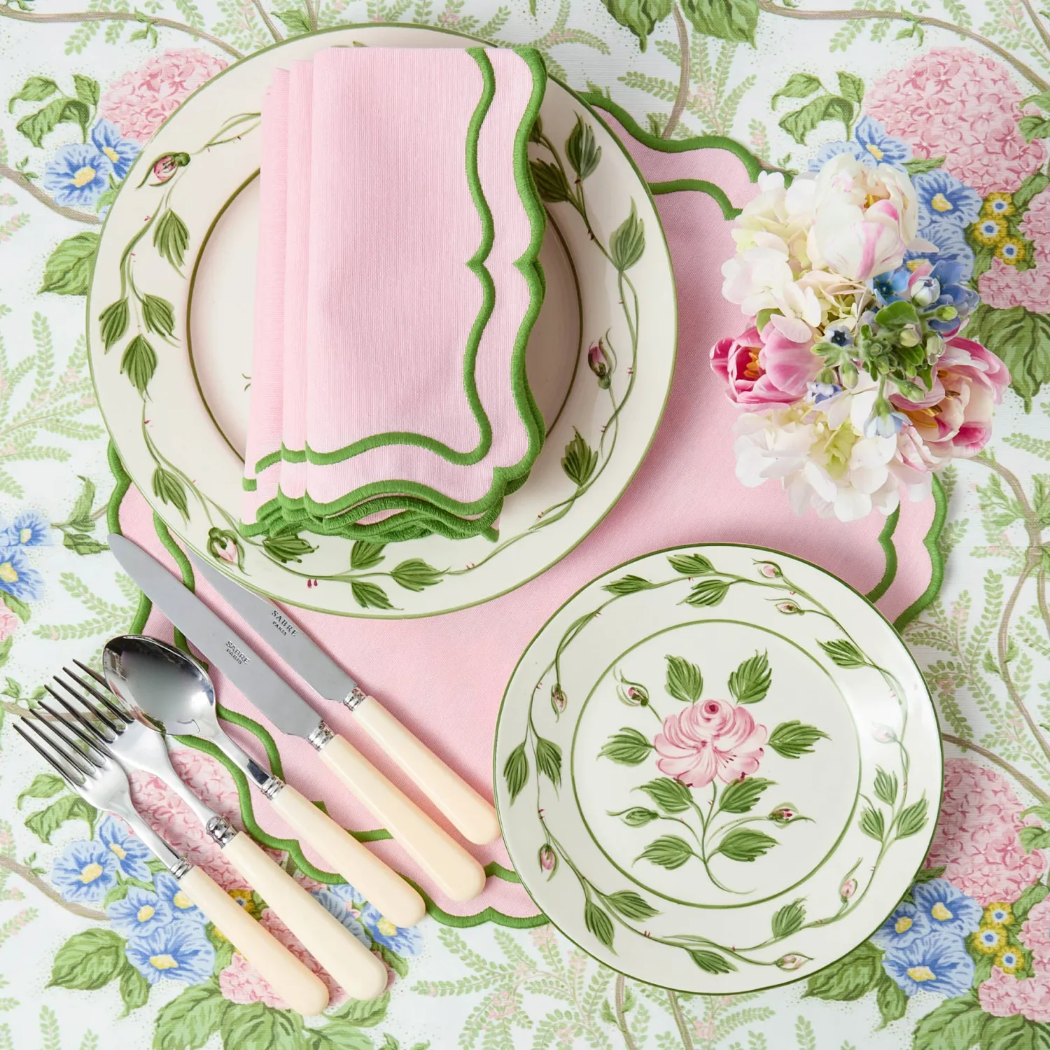 Mrs. Alice Katherine Pink & Green Placemats & Napkins (Set of 4)< Table Linen Sets | Mrs. Alice Monogram
