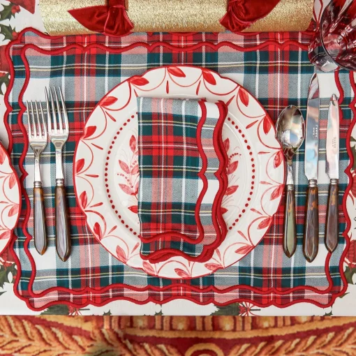 Mrs. Alice Katherine Tartan Placemats & Napkins (Set of 4)< Table Linen Sets | Mrs. Alice Monogram