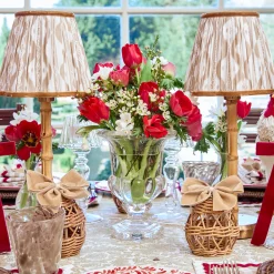 Mrs. Alice Large Delilah Vase< Vases | Vases & Planters