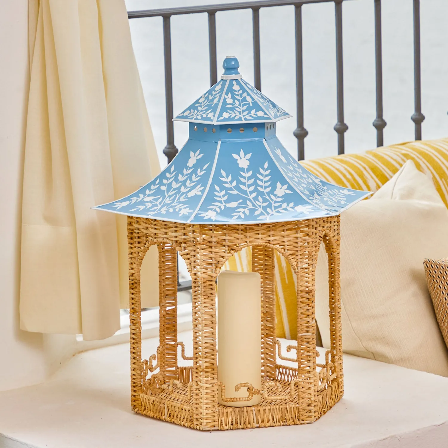 Mrs. Alice Large Natural Rattan & Blue Chinoiserie Pagoda Lantern< Summer Candleware | Year-round Decorations