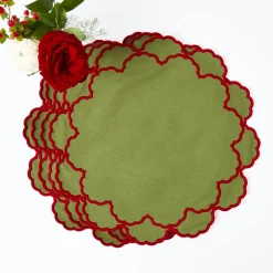 Mrs. Alice Lily Green & Red Placemats & Napkins (Set of 4)< Table Linen Sets | Mrs. Alice Monogram
