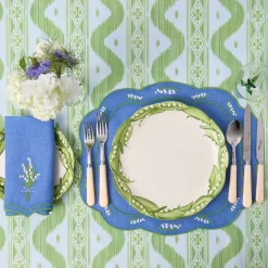 Mrs. Alice Lily of the Valley Dinner & Starter Plates (Set of 4)< Summer Crockery | Crockery Sets