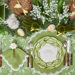 Mrs. Alice Lily of the Valley Starter Plates (Set of 4)< Summer Crockery | Starter Plates