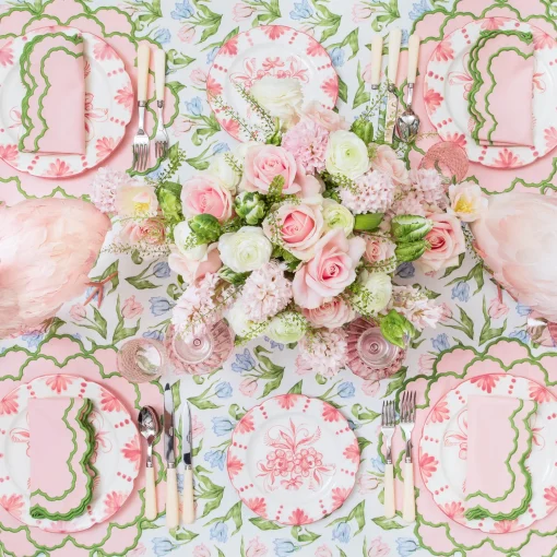 Mrs. Alice Lily Pink & Green Placemats & Napkins (Set of 4)< Table Linen Sets | Mrs. Alice Monogram