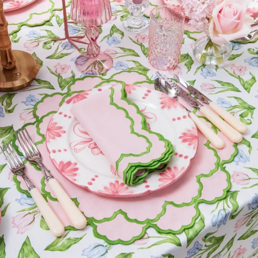Mrs. Alice Lily Pink & Green Placemats & Napkins (Set of 4)< Table Linen Sets | Mrs. Alice Monogram