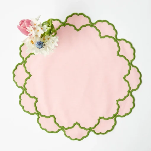 Mrs. Alice Lily Pink & Green Placemats (Set of 4)< Placemats | For Her