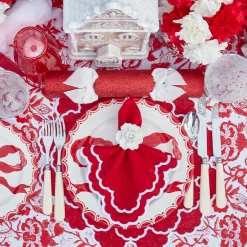 Mrs. Alice Lily Red & White Placemats & Napkins (Set of 4)< Table Linen Sets | Mrs. Alice Monogram