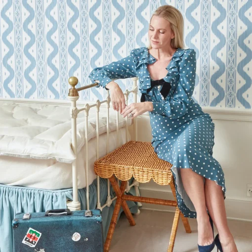 Mrs. Alice Lucca Rattan Luggage Rack< Furniture | Furniture