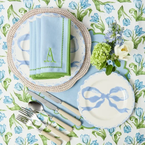 Mrs. Alice Marilyn Blue Bow Starter Plates (Set of 4)< Summer Crockery | Starter Plates