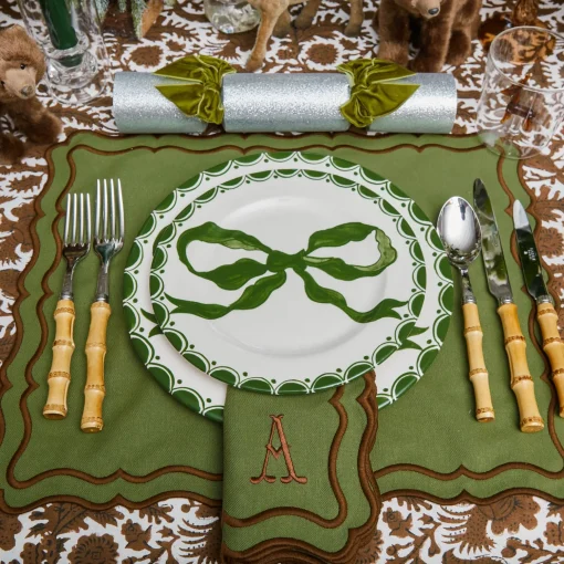 Mrs. Alice Marilyn Forest Green Bow Dinner & Starter Plates (Set of 8)< Crockery Sets