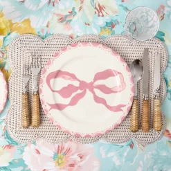 Mrs. Alice Marilyn Pink Bow Dinner Plate< Summer Crockery | Dinner Plates