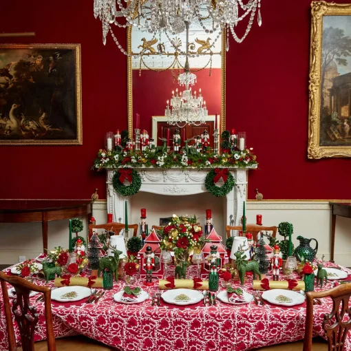 Mrs. Alice Christmas Tree Dinner Plate< Dinner Plates
