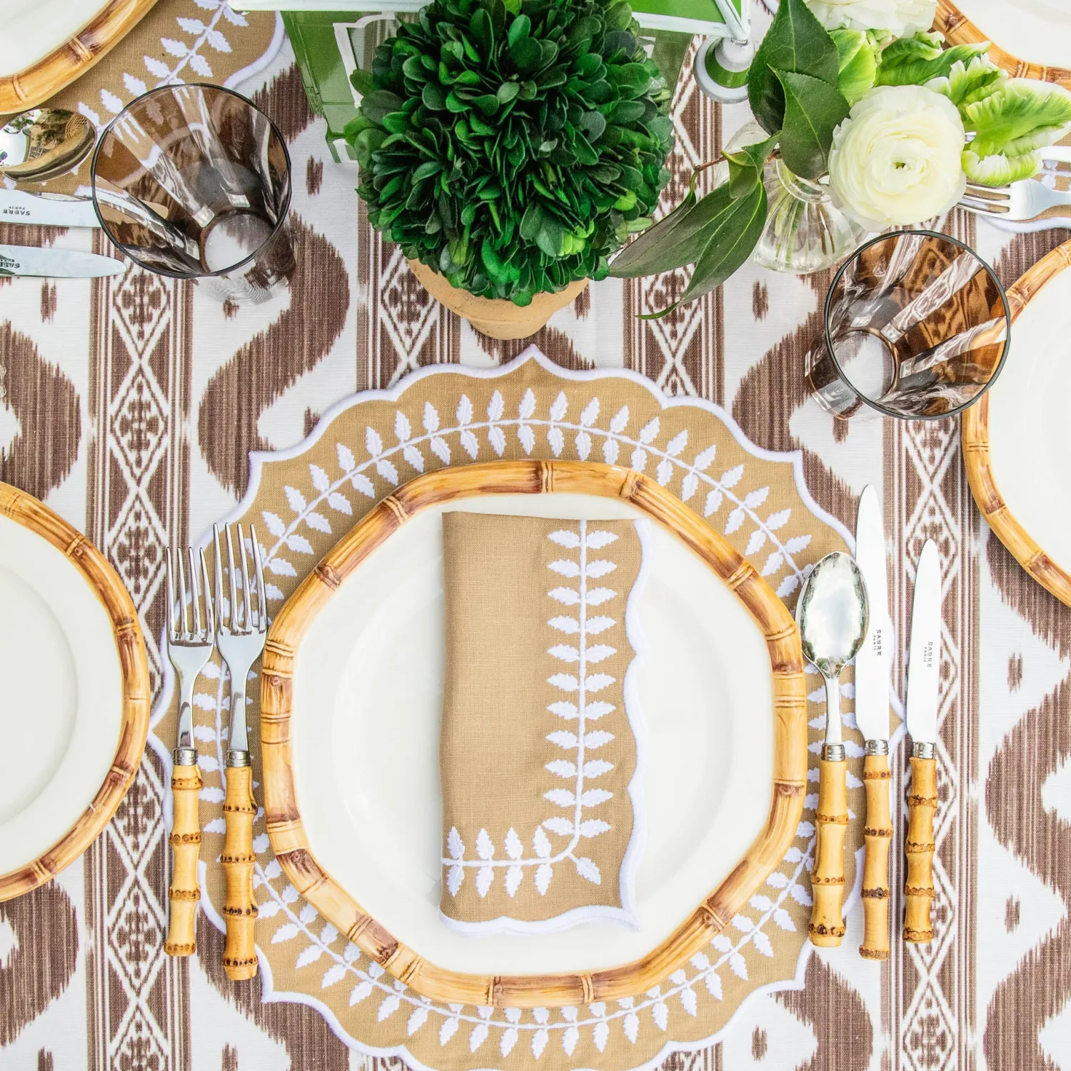 Mrs. Alice Natural Laurel Placemats (Set of 4)< Placemats | For Her