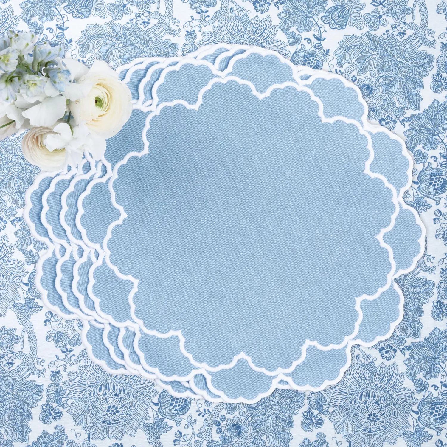 Mrs. Alice Nikki Blue Placemats (Set of 4)< Placemats