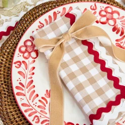 Mrs. Alice Oat Velvet Bow (Set of 4) - 20cm< Napkin Rings & Bows