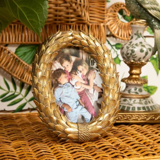 Mrs. Alice Odette Oval Gold Photo Frame - 4"x6"< For Her | For The Millenial