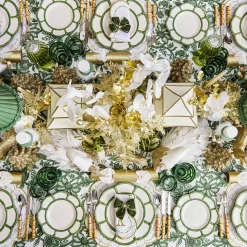 Mrs. Alice Olivia White & Gold Napkins (Set of 4)< Napkins | Mrs. Alice Monogram