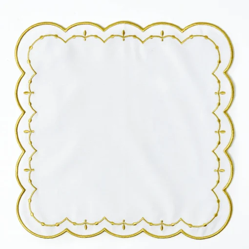 Mrs. Alice Olivia White & Gold Napkins (Set of 4)< Napkins | Mrs. Alice Monogram