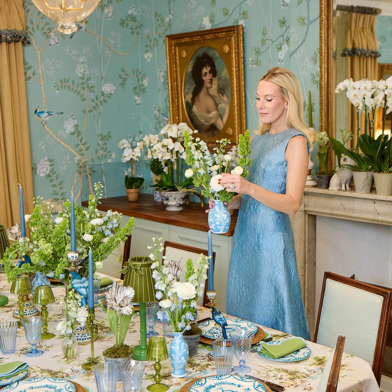 Mrs. Alice Pale Blue Hand Painted Tole Bud Vases (Set of 3)< Vases | Vases & Planters