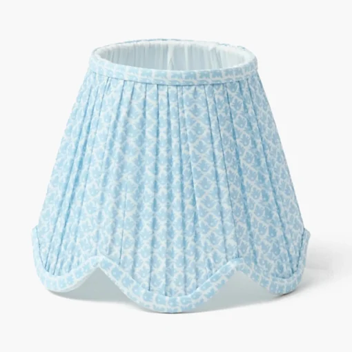 Mrs. Alice Palm Tree Rechargeable Lamp with Soft Blue Lotus Shade (18cm)< Rechargeable Table Lamps