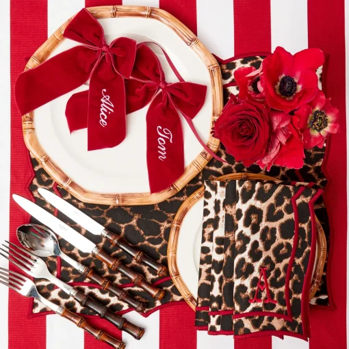 Mrs. Alice Personalisable Berry Red Velvet Bow< Napkin Rings & Bows | Mrs. Alice Monogram