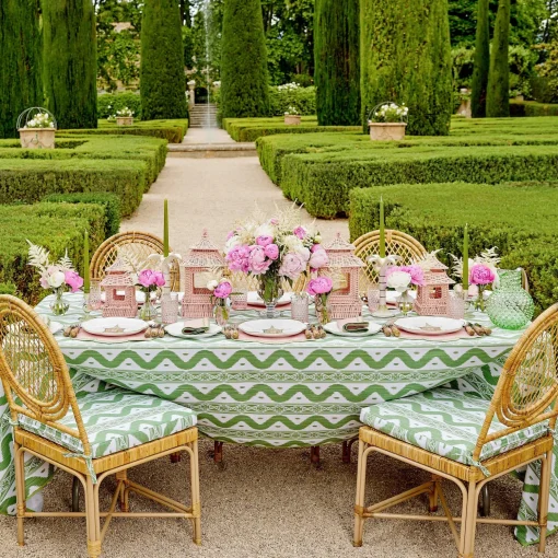Mrs. Alice Pink & Green Pagoda Dinner Plate< Dinner Plates
