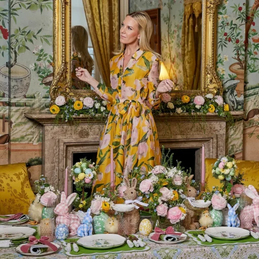 Mrs. Alice Pink Cottontail Bunny Dinner Plate< Dinner Plates