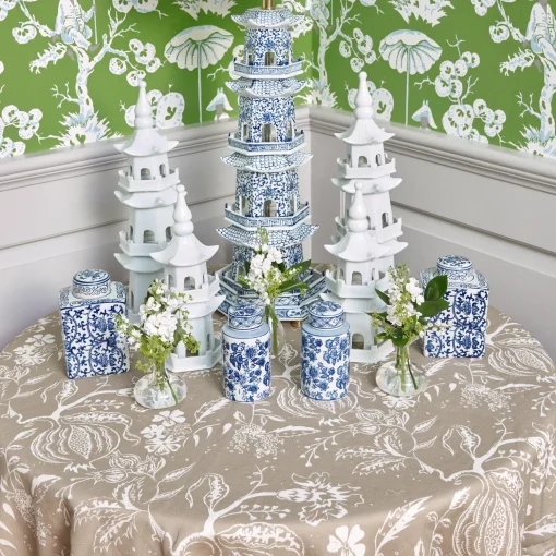 Mrs. Alice Putty Chelsea Square Fabric< Serena Fresson Fabrics