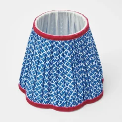 Mrs. Alice Rattan Ursula Rechargeable Lamp with Cobalt & Red Lotus Shade (18cm)< Rechargeable Table Lamps