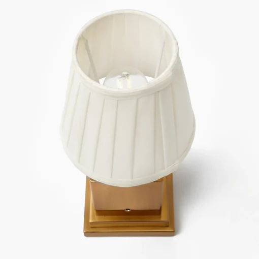 Mrs. Alice Rechargeable Lamp with Cream Shade (15cm)< Rechargeable Table Lamps
