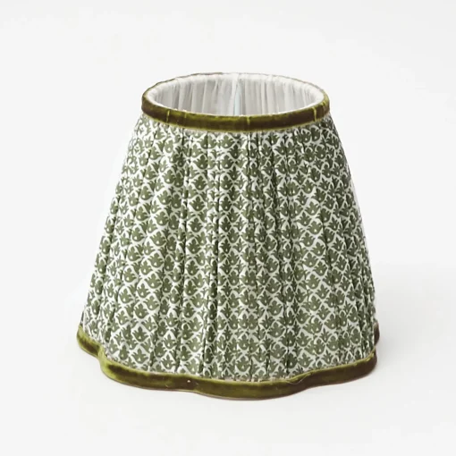 Mrs. Alice Rechargeable Lamp with Olive Lotus Shade (18cm)< Rechargeable Table Lamps