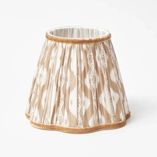 Mrs. Alice Rechargeable Lamp with Putty Ikat Shade (18cm)< Rechargeable Table Lamps