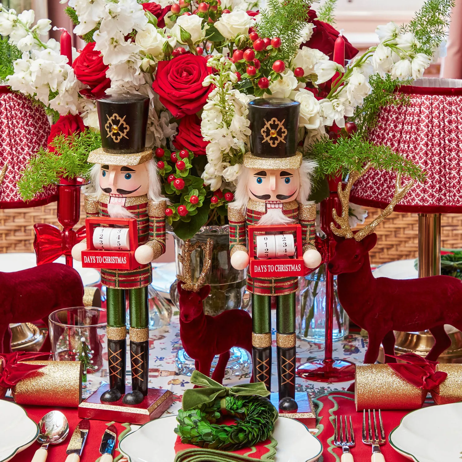 Mrs. Alice Red & Green Christmas Countdown Nutcracker< Christmas Decorations