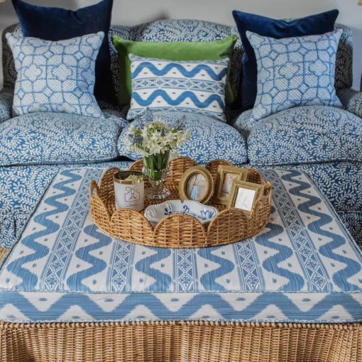 Mrs. Alice Round Rattan Scalloped Tray< Trays | Trays