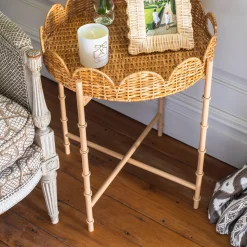 Mrs. Alice Round Scalloped Rattan Tray With Stand< Trays | Trays