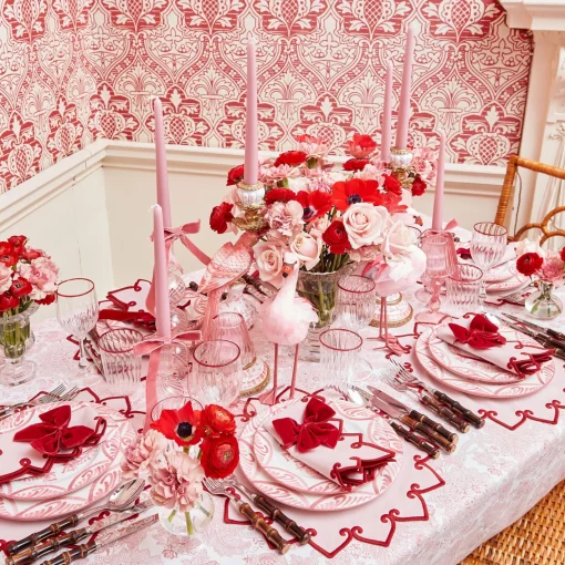 Mrs. Alice Ruby Red Velvet Napkin Bows (Set of 4)< Napkin Rings & Bows