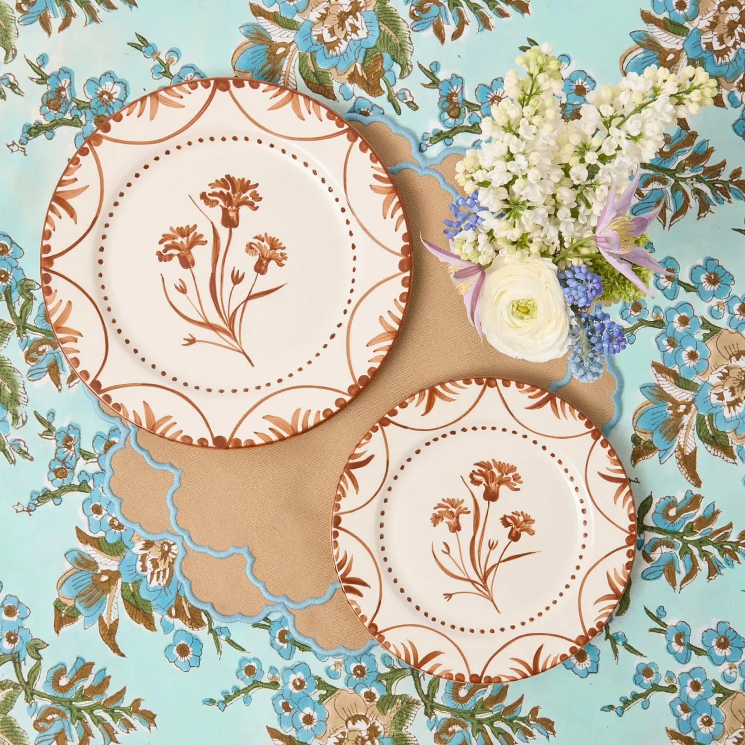 Mrs. Alice Santa Kristina Dinner & Starter Plates (Set of 8)< Summer Crockery | Crockery Sets