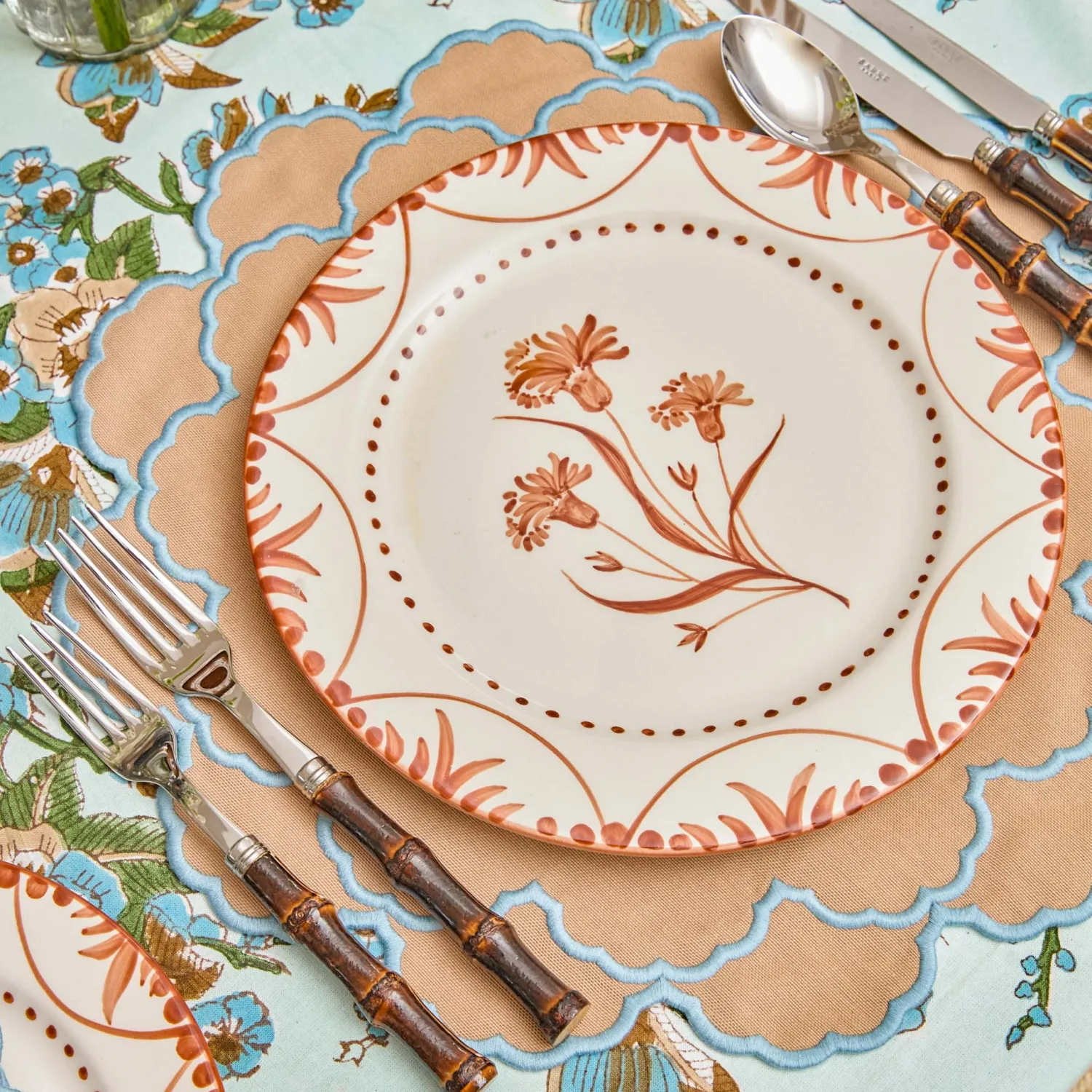 Mrs. Alice Santa Kristina Dinner & Starter Plates (Set of 8)< Summer Crockery | Crockery Sets