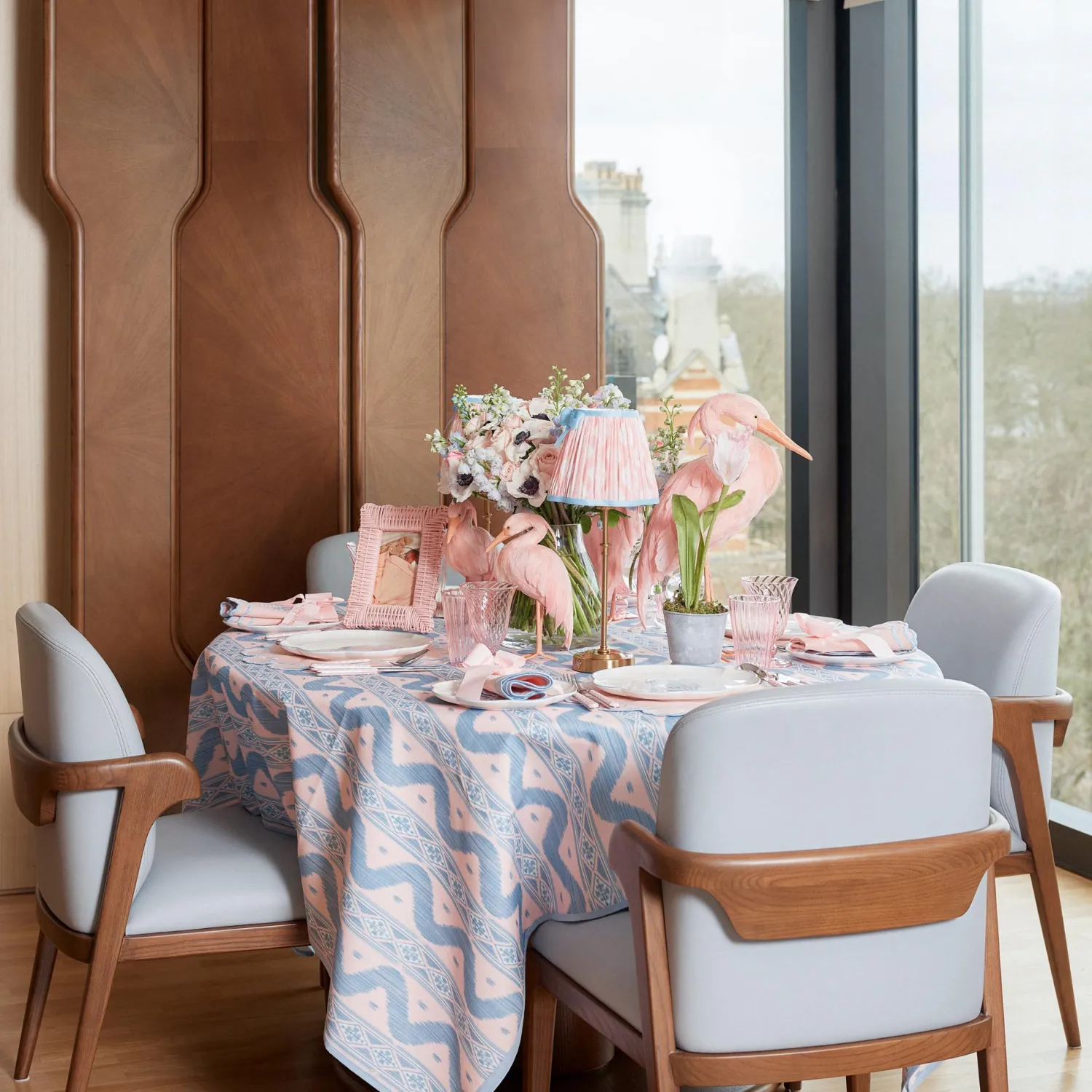 Mrs. Alice Saskia Stork Family< Year-round Decorations | Spring Decorations