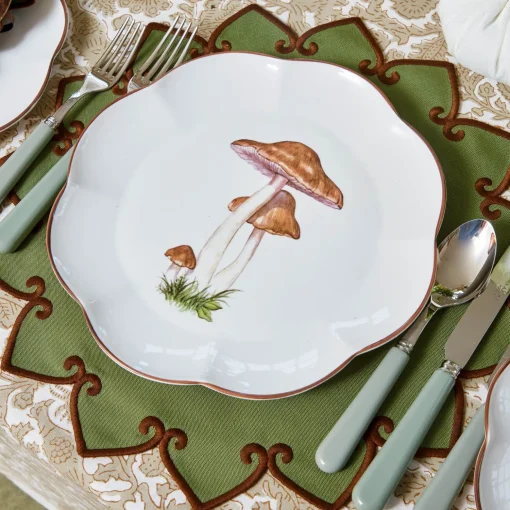 Mrs. Alice Scalloped Mushroom Dinner & Starter Plates (Set of 8)< Crockery Sets