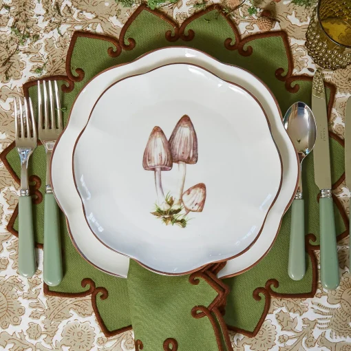 Mrs. Alice Scalloped Mushroom Dinner & Starter Plates (Set of 8)< Crockery Sets