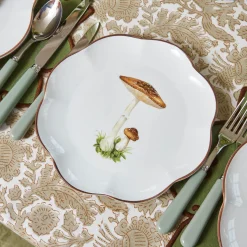 Mrs. Alice Scalloped Mushroom Starter Plate (Brown)< Starter Plates